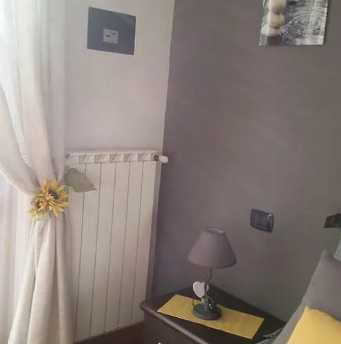 דירה Sunflower House Ieo Ripamonti *